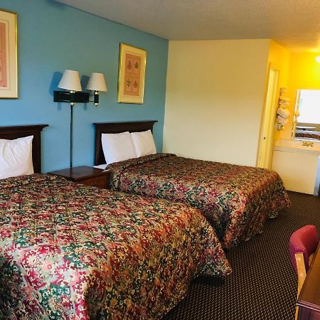 Budget Inn Caravan Motel Harrisonville Kültér fotó